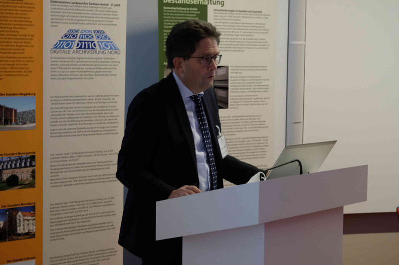 Herr Dr. Heiden während der Einführung in das Projekt