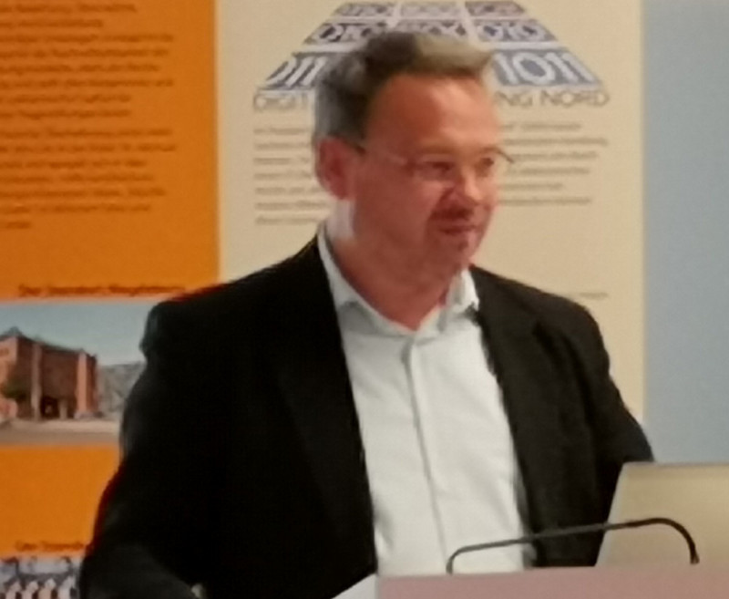 Herr Reichel während seiner Ansprache.